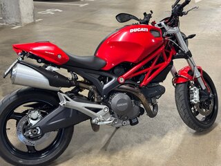 2014 Ducati Monster 696, красный, 450000 рублей, вид 2