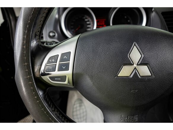 2007 Mitsubishi Lancer X, чёрный - вид 14
