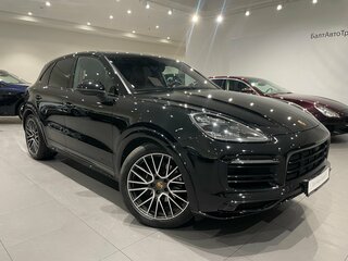 2019 Porsche Cayenne III, чёрный, 5578000 рублей, вид 3