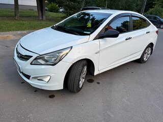 2016 Hyundai Solaris I Рестайлинг, белый, 485000 рублей, вид 2