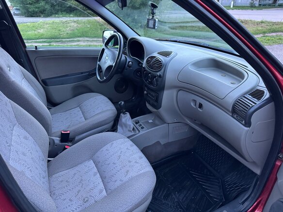 2011 Lada (ВАЗ) Kalina I, красный, 300000 рублей - вид 8