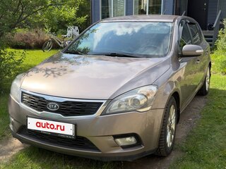 2010 Kia Ceed I Рестайлинг, бежевый, 820000 рублей, вид 1