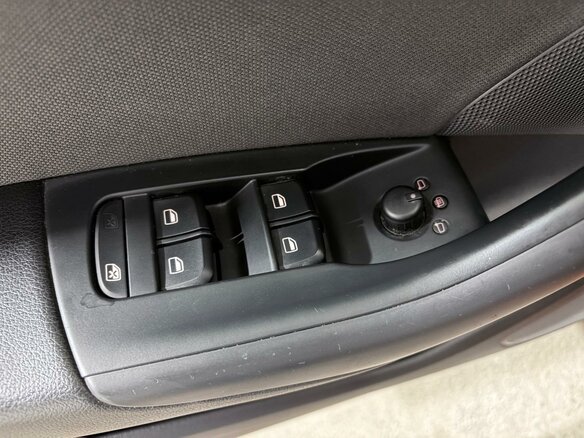 2012 Audi Q3 I (8U), оранжевый, 1657000 рублей - вид 14