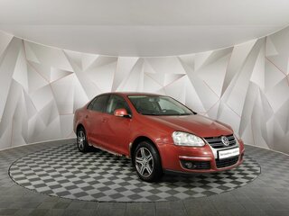 2010 Volkswagen Jetta V, красный, 345000 рублей, вид 3