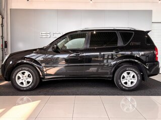 2011 SsangYong Rexton II, чёрный, 929000 рублей, вид 4