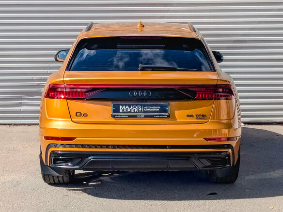 2018 Audi Q8 55 TFSI I (4M), оранжевый, 5150000 рублей - вид 6
