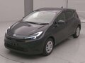 2025 Toyota Aqua II Рестайлинг, чёрный - вид 1