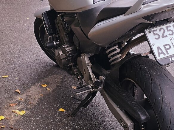 2004 Honda CB 600F Hornet, серебристый, 260000 рублей - вид 1