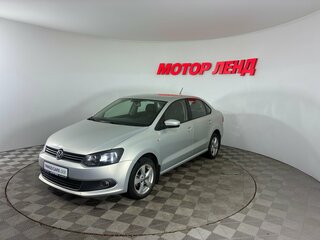 2013 Volkswagen Polo V, серебристый, 800000 рублей, вид 1