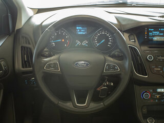 2018 Ford Focus III Рестайлинг, красный, 1579000 рублей, вид 5