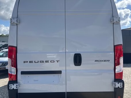 2025 Peugeot Boxer, белый, 6683000 рублей, вид 3