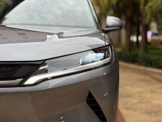 2025 BYD Yuan Up 32 kWh, серый, 1627000 рублей, вид 3