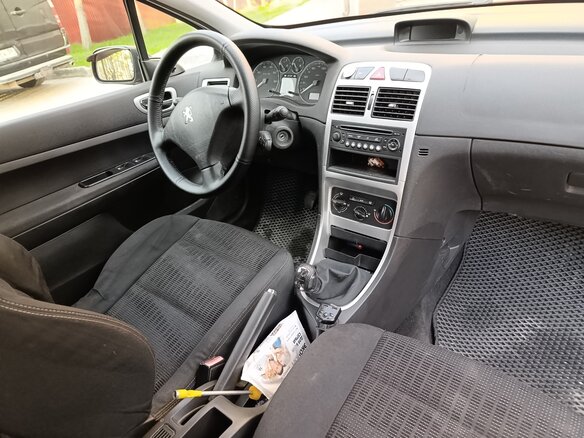 2007 Peugeot 307 I Рестайлинг, красный, 220000 рублей - вид 1