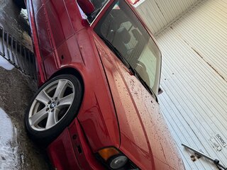 1994 BMW 5 серии 520i III (E34), красный, 325000 рублей, вид 4