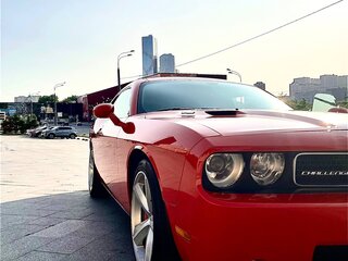2008 Dodge Challenger SRT8 SRT-8 III, оранжевый, 3500000 рублей, вид 5