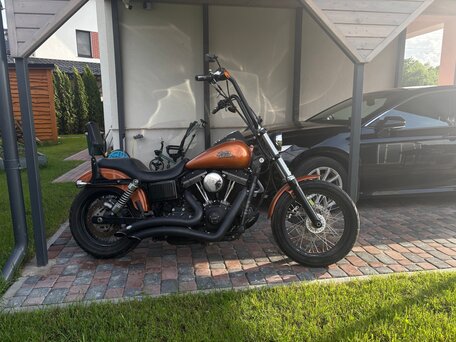 2015 Harley-Davidson Street Bob, оранжевый, 700000 рублей, вид 2