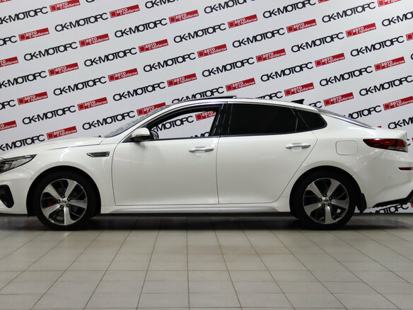 2020 Kia Optima IV Рестайлинг, белый, 1695950 рублей - вид 5