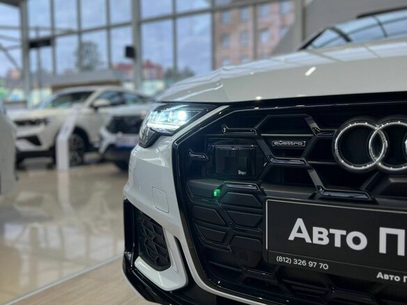 2024 Audi A6 45 TFSI V (C8) Рестайлинг, белый, 6649000 рублей - вид 12