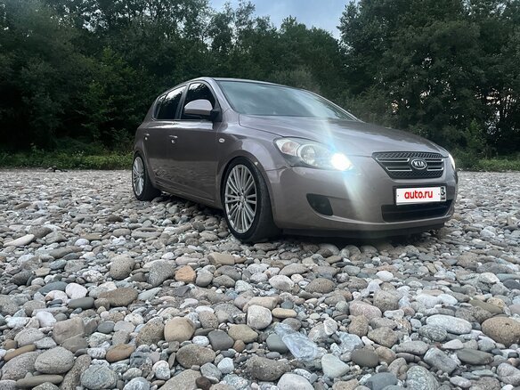 2008 Kia Ceed I, бежевый, 699999 рублей - вид 1