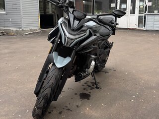 CFMoto 675NK