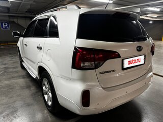 2013 Kia Sorento II Рестайлинг, белый, 1490000 рублей, вид 3