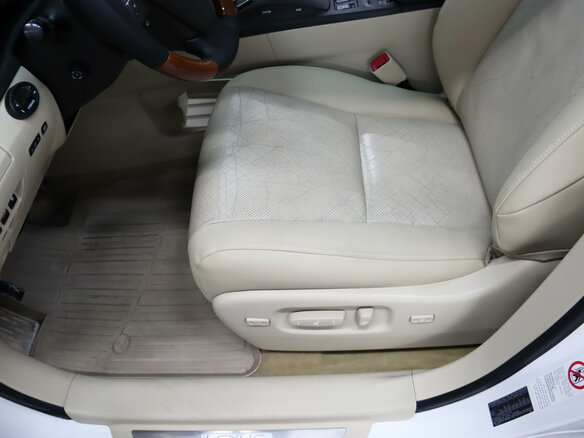 2010 Lexus RX 350 III, белый - вид 34