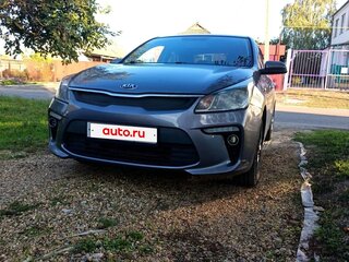 2017 Kia Rio IV, серый, 920000 рублей, вид 2