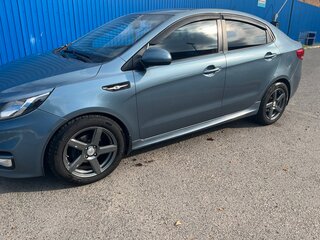 2015 Kia Rio III Рестайлинг, голубой, 950000 рублей, вид 5