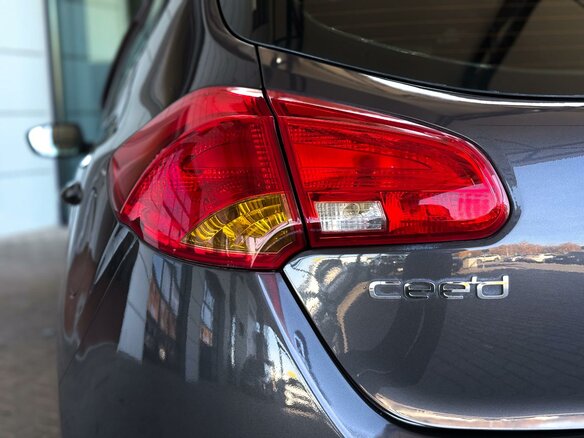 2013 Kia Ceed II, серый, 1180000 рублей - вид 11