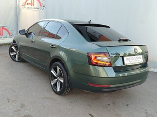 2019 Skoda Octavia III (A7) Рестайлинг, зелёный, 2199000 рублей, вид 3