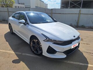 2020 Kia K5 III, белый, 2500000 рублей, вид 2