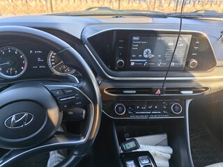2020 Hyundai Sonata VIII (DN8), белый, 2499999 рублей, вид 4