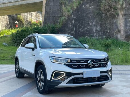 2022 Volkswagen Tayron I, белый, 2230000 рублей, вид 3