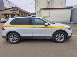 2021 Volkswagen Tiguan II Рестайлинг, белый, 2700000 рублей, вид 4