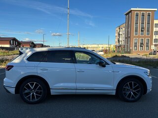 2020 Volkswagen Touareg III, белый, 5250000 рублей, вид 5