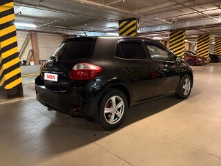 2010 Toyota Auris I Рестайлинг, чёрный, 980000 рублей, вид 4