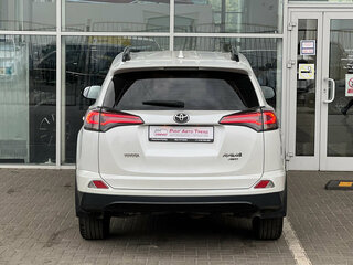 2019 Toyota RAV4 IV (XA40) Рестайлинг, белый, 2129000 рублей, вид 4