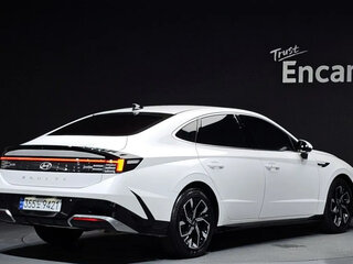 2023 Hyundai Sonata VIII (DN8) Рестайлинг, белый, 2370000 рублей, вид 2