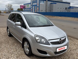 2012 Opel Zafira B Рестайлинг, серебристый, 950000 рублей, вид 2