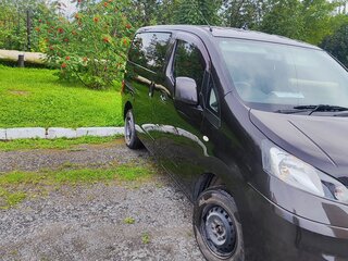 2015 Nissan NV200, коричневый, 1570000 рублей, вид 2