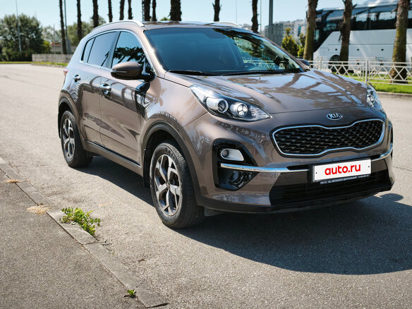 2020 Kia Sportage IV Рестайлинг, коричневый - вид 6