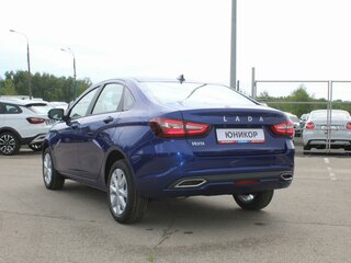 2026 Lada (ВАЗ) Vesta I Рестайлинг (NG), синий, 1835900 рублей, вид 3