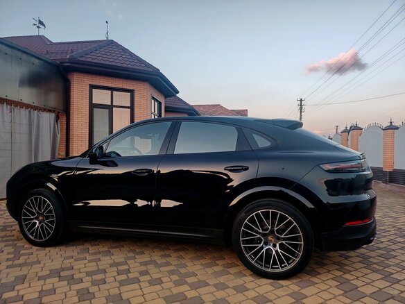 2021 Porsche Cayenne Coupé III, серый, 9250000 рублей - вид 10