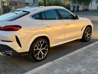2022 BMW X6 30d III (G06), белый, 10590000 рублей, вид 3