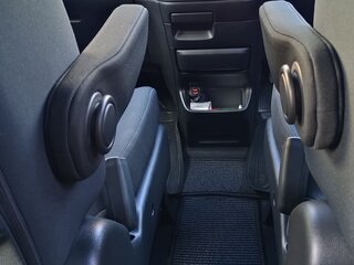 2019 Honda Freed+ II, серый, 1600000 рублей, вид 5