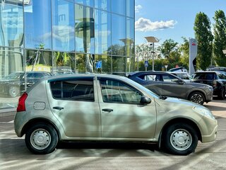 2012 Renault Sandero I, бежевый, 440000 рублей, вид 4