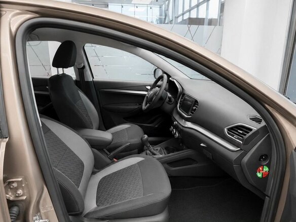2026 Lada (ВАЗ) Vesta I Рестайлинг (NG), коричневый, 1705000 рублей - вид 9