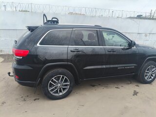 2018 Jeep Grand Cherokee IV (WK2) Рестайлинг, чёрный, 3300000 рублей, вид 4