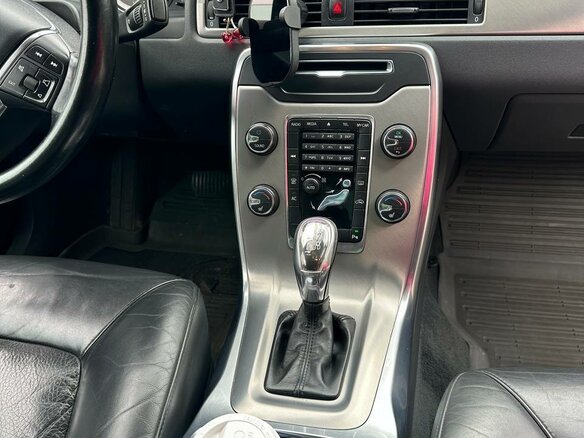 2013 Volvo S80 II Рестайлинг 2, чёрный, 1300000 рублей - вид 11