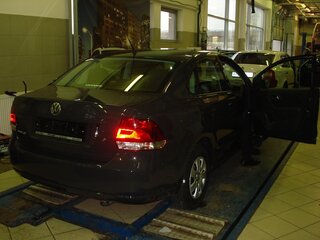 2011 Volkswagen Polo V, серый, 1080000 рублей, вид 1